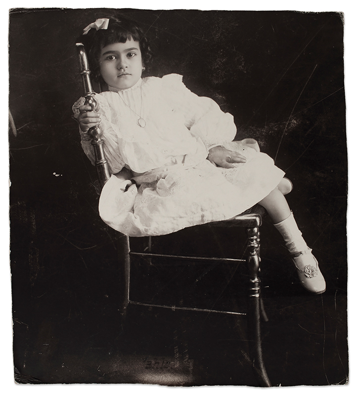 Frida vid 5 års ålder, Anonym, 1912. Diego Rivera & Frida Kahlo Archives