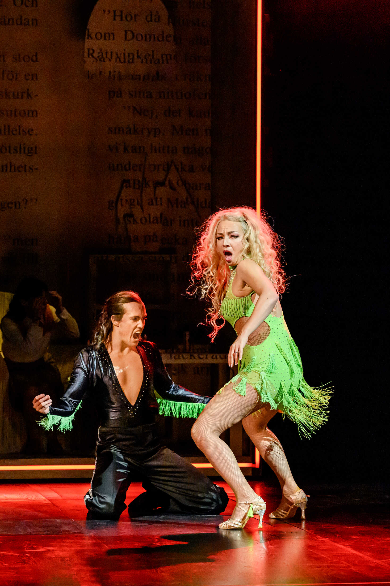 Jakob Agerlo och Sara Jangfeld i Matilda The Musical, premiär 1 december på Stora scenen, Kulturhuset Stadsteatern.
