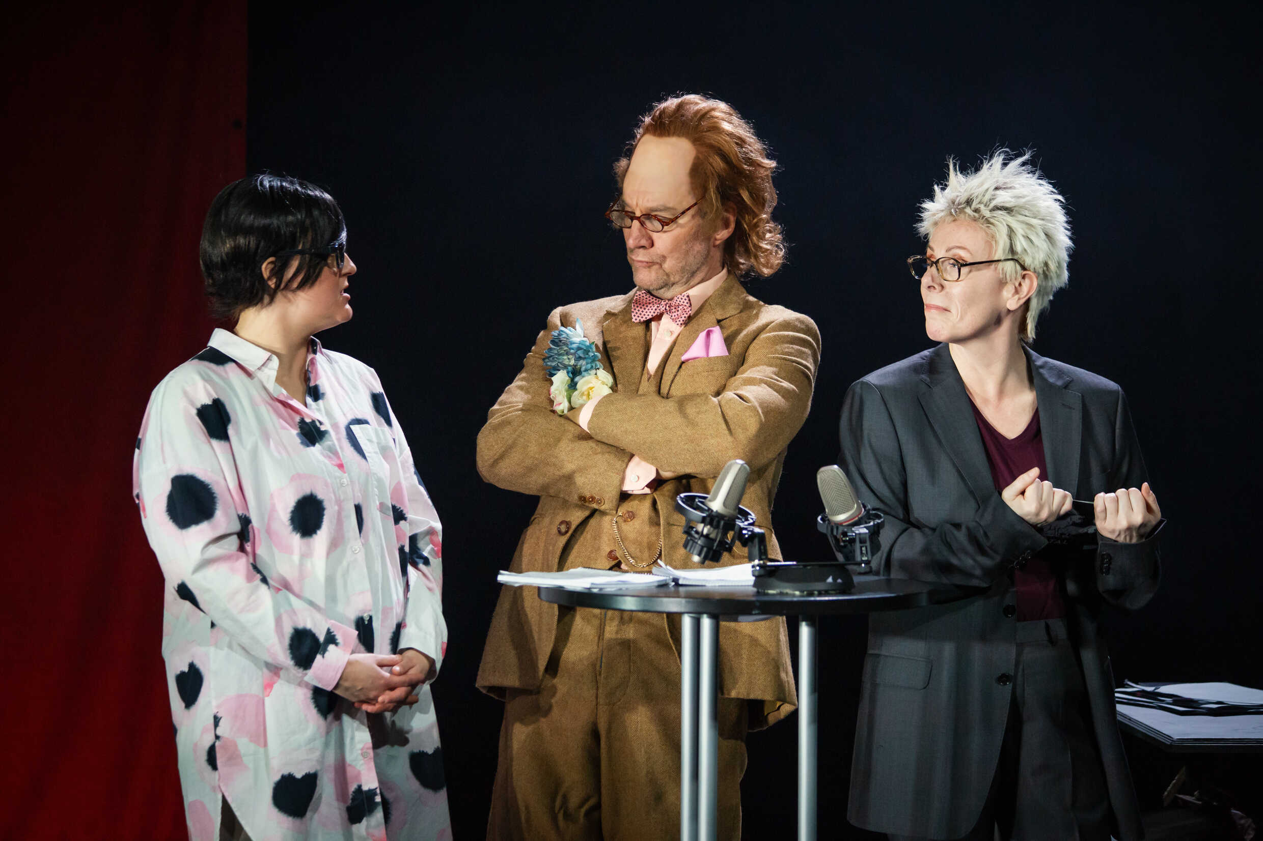 Extrainsatt med premiär 10 oktober på Lilla scenen. Med Rachel Mohlin, Julia Lyskova och Magnus Krepper.