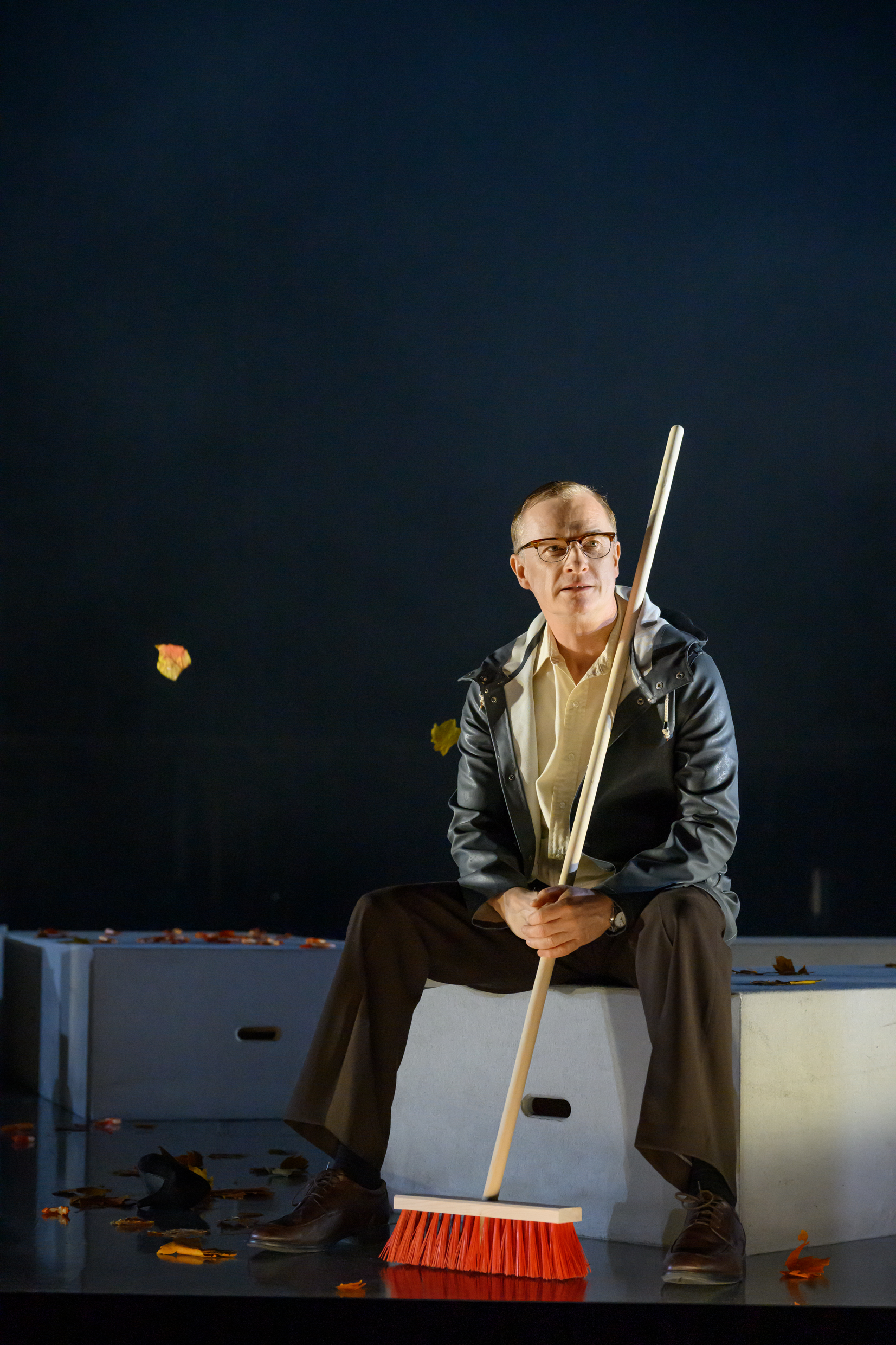 Sven Ahlström i Pensionat Oskar. Premiär 25 april på Stora scenen, Kulturhuset Stadsteatern.
