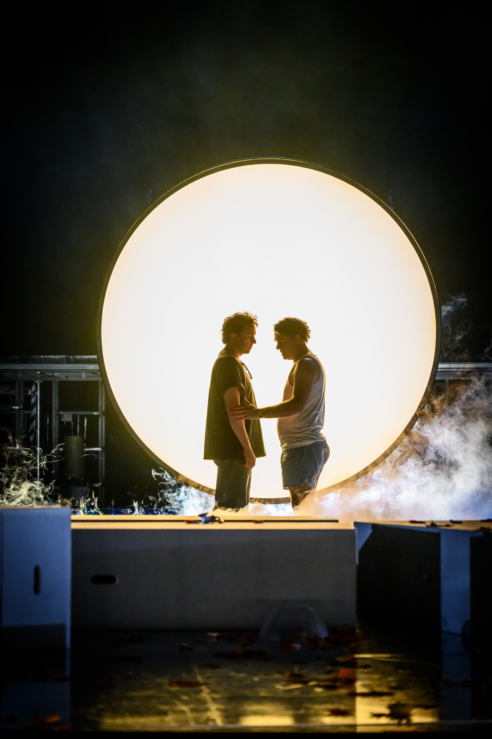 Hampus Hallberg och Henrik Norlén i Pensionat Oskar. Premiär 25 april på Stora scenen, Kulturhuset Stadsteatern.