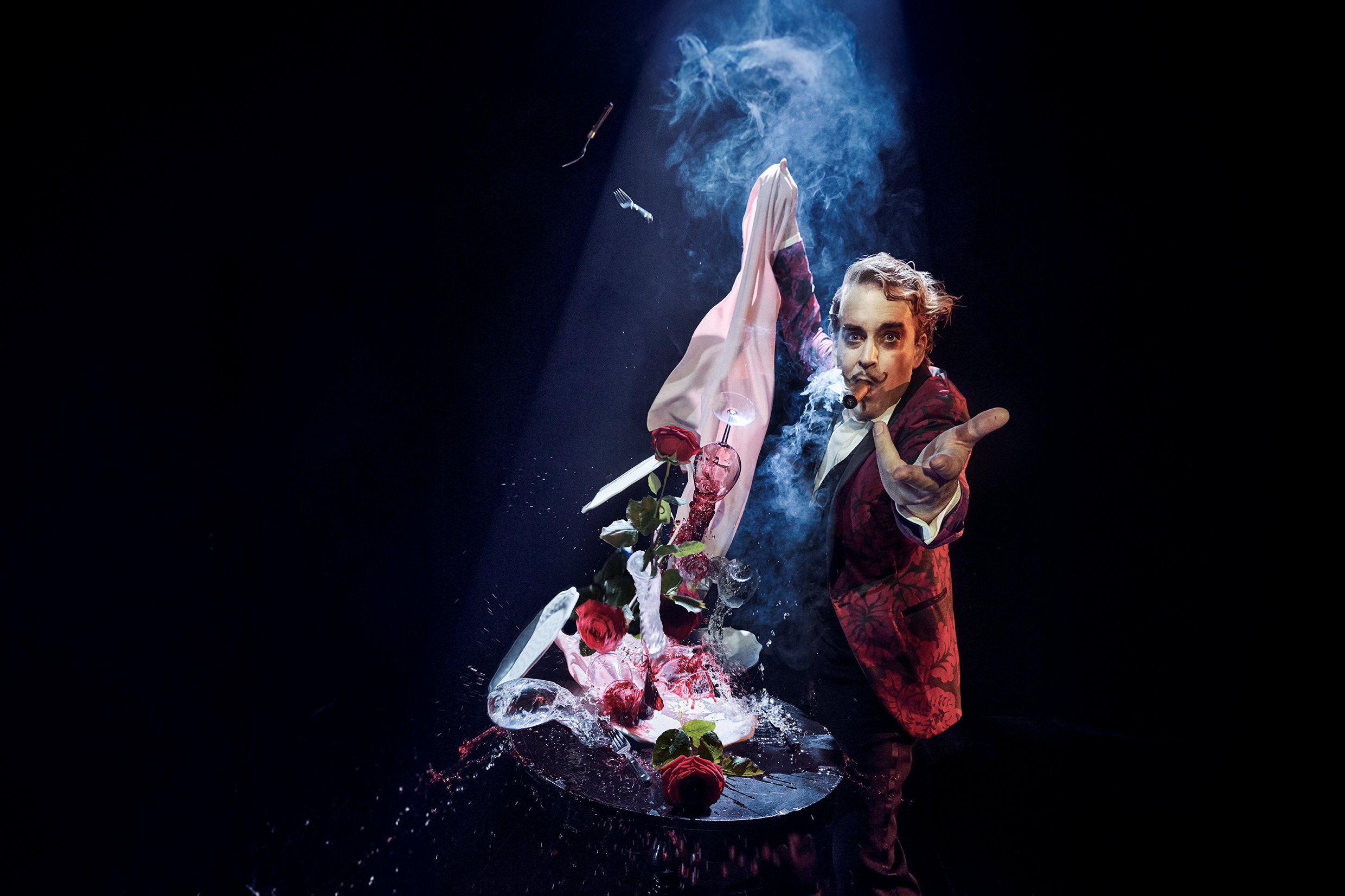 Andreas T Olsson i Dantes gudomliga komedi, urpremiär 29 april 2025 på Soppteatern Kulturhuset Stadsteatern.