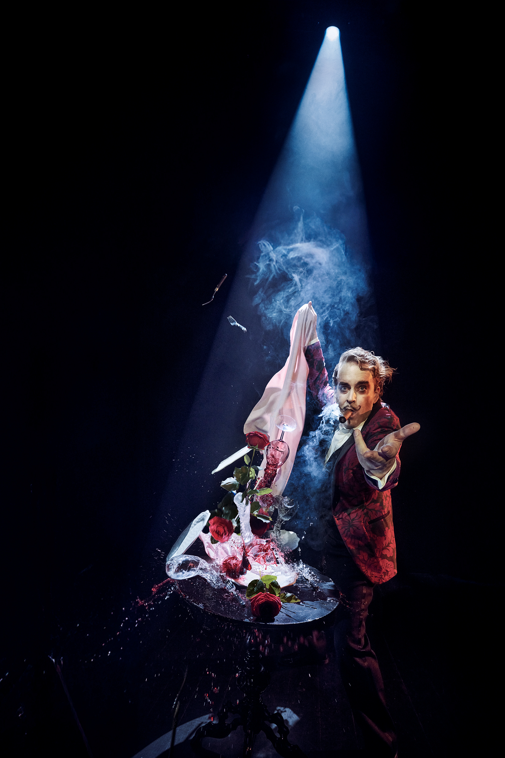 Andreas T Olsson i Dantes gudomliga komedi, urpremiär 29 april 2025 på Soppteatern Kulturhuset Stadsteatern.