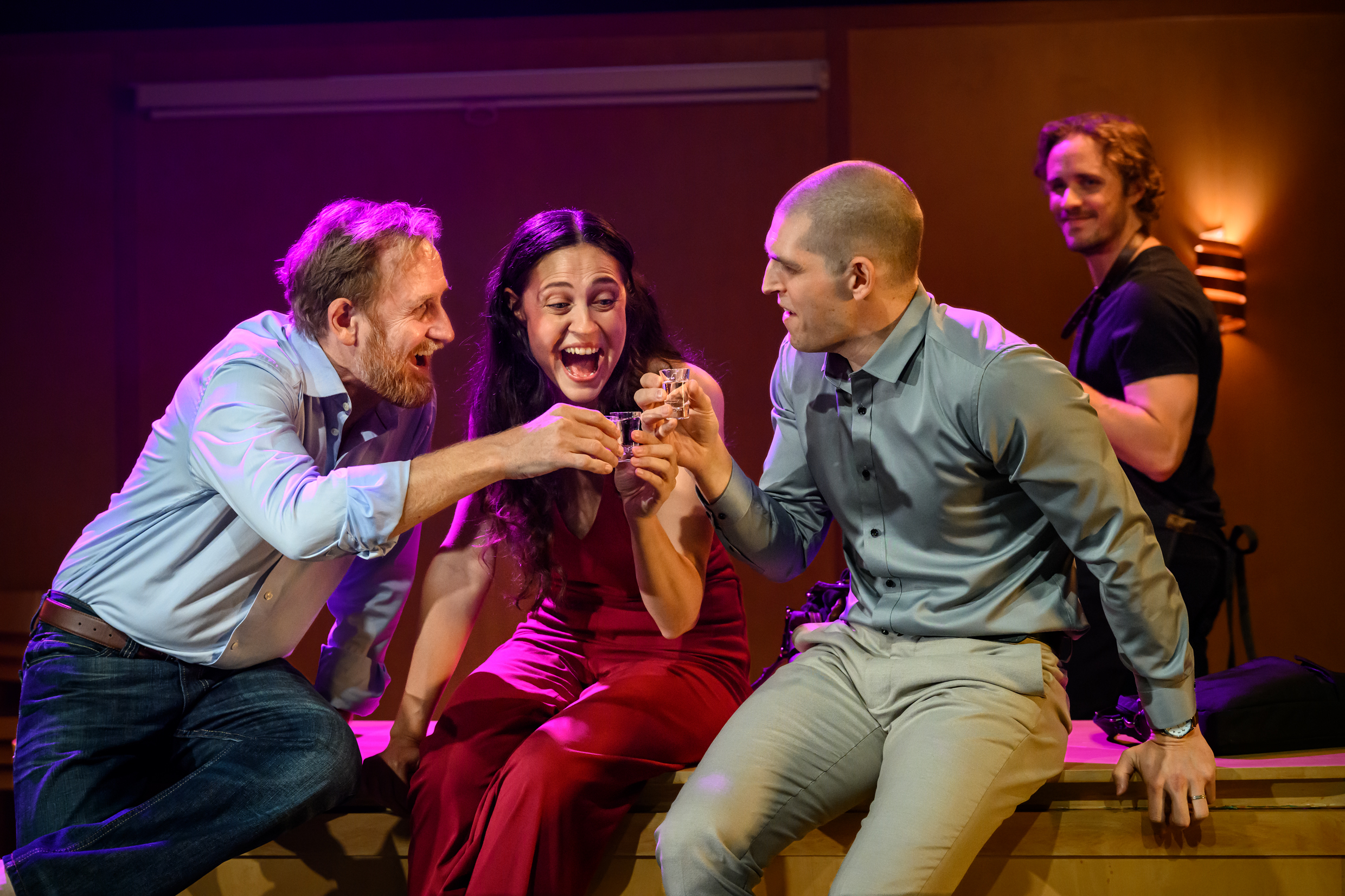 Gustaf Hammarsten, Manuela Gotskozik Bjelke,  Martin Nick och Oskar Laring i Alingsåschatten, premiär 5 september på Lilla scenen.