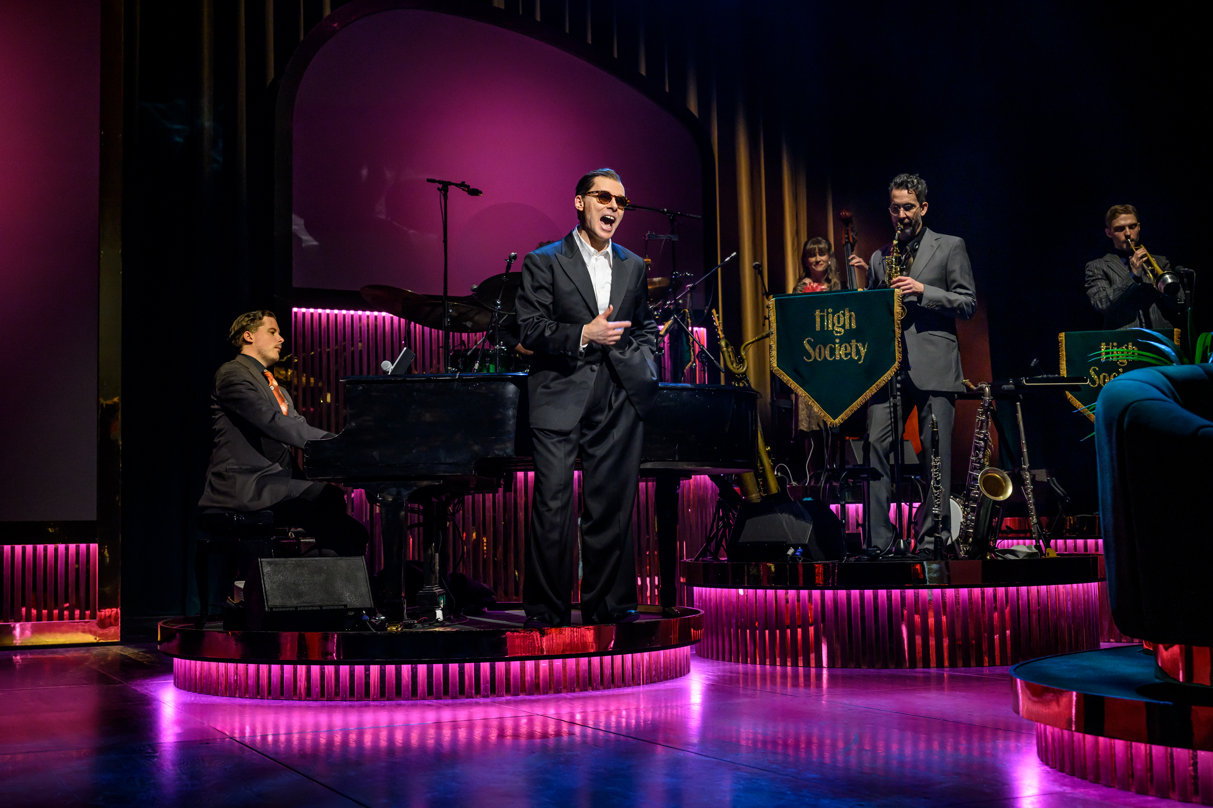 Joachim Bergström och orkestern i Rat Pack Rhapsody. Urpremiär 24 april på Kulturhuset Stadsteatern.
