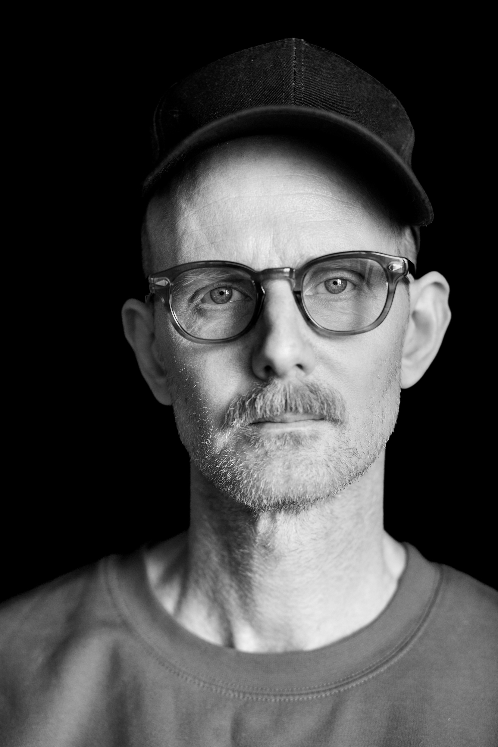 David Wiberg, aktuell som manusförfattare och medverkande i Bön för idioter, urpremiär 2 april på Klarascenen, Kulturhuset Stadsteatern.