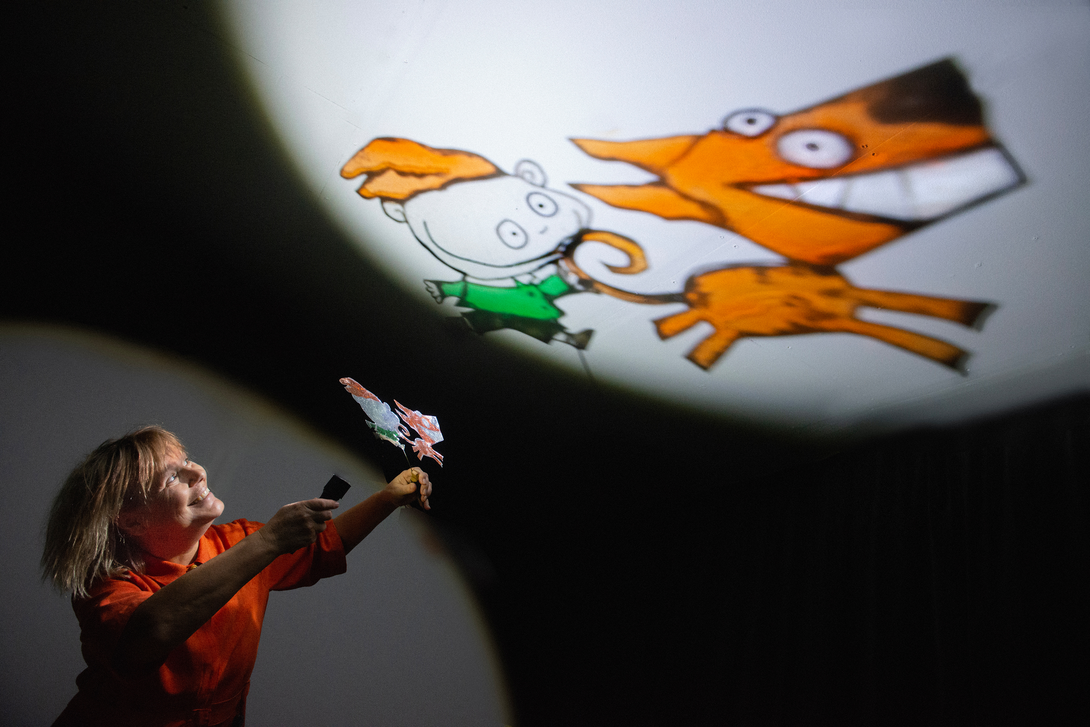 Ölands Dramatiska Teater gästspelar på Marionetteatern med föreställningen Hundliv. Premiär 5 okt 2026.