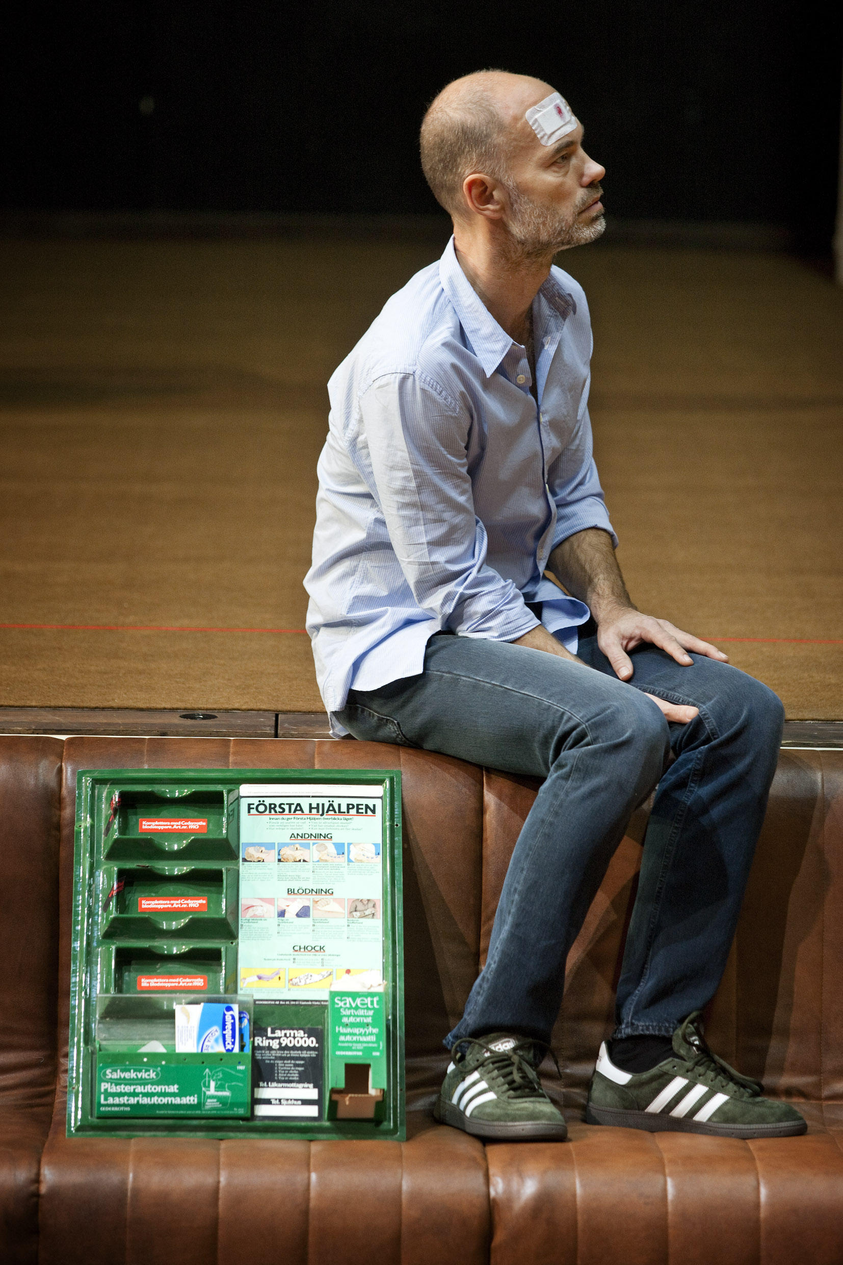 Niklas Hjulström i Sex roller söker en författare, premiär 4 november 2010 på Klarascenen.