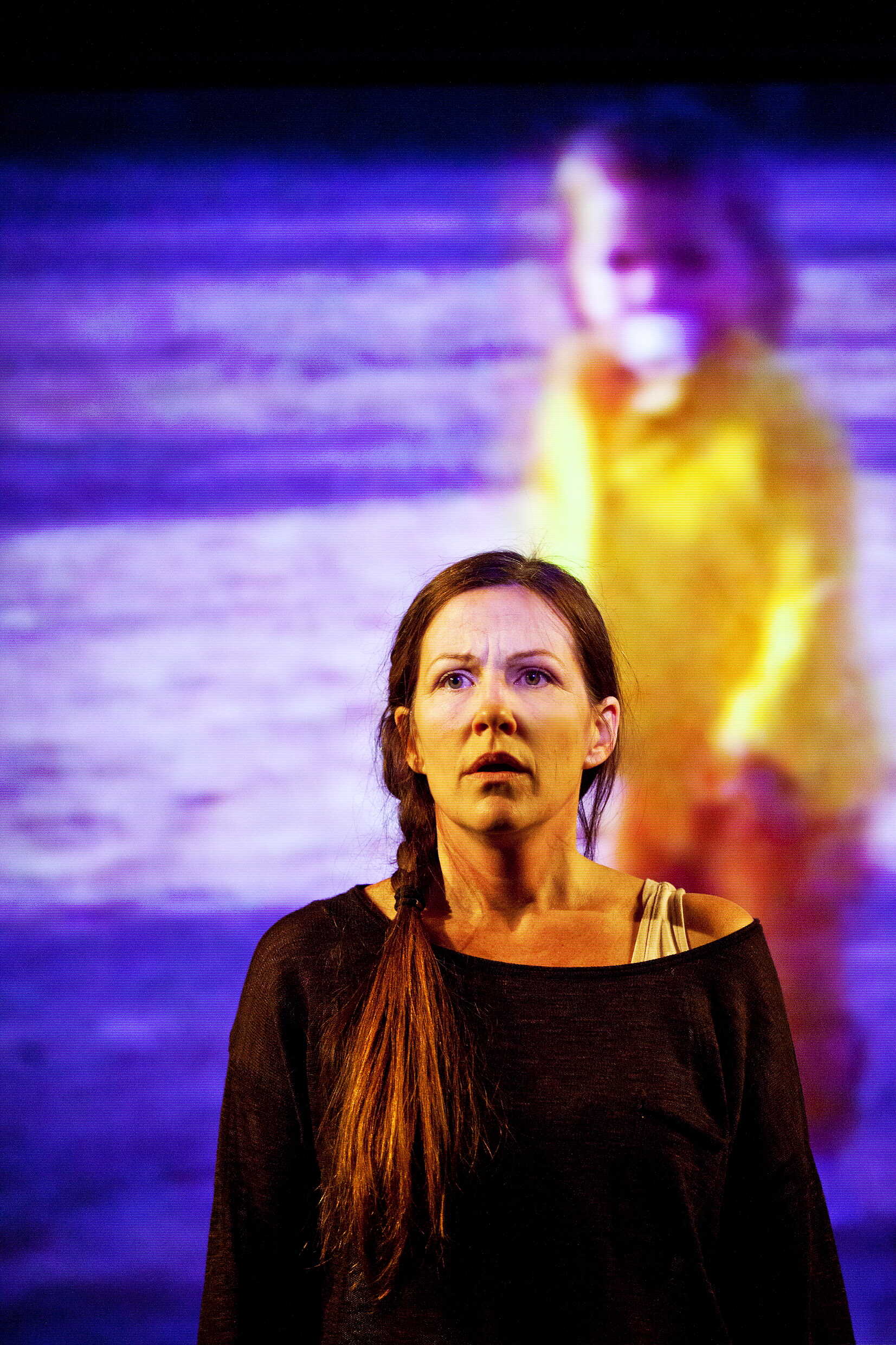 Sofi Helleday i Felicia försvann, urpremiär 14 december på Bryggan, Kulturhuset Stadsteatern.
